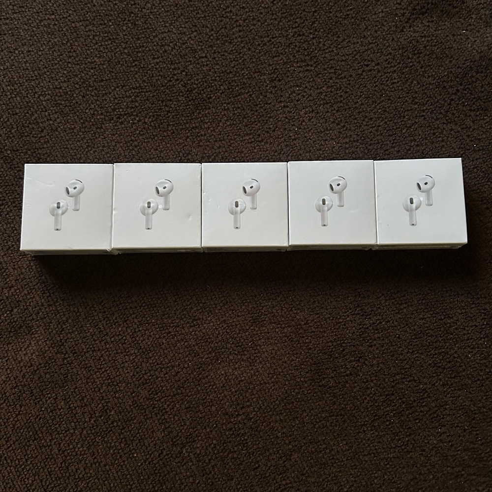 Apple Earbud Headphones - White